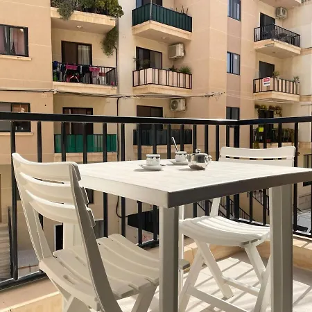 Apartament Modern Mediterranean 3 Bed, 2 Bath In St Pauls Bay - 5 Min Walk To Promenade, Beaches Nearby *