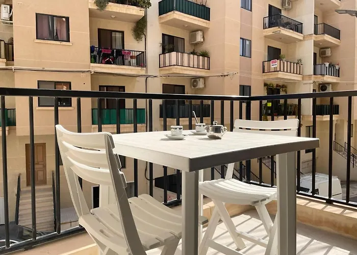 Apartman Modern Mediterranean 3 Bed, 2 Bath In St Pauls Bay - 5 Min Walk To Promenade, Beaches Nearby *
