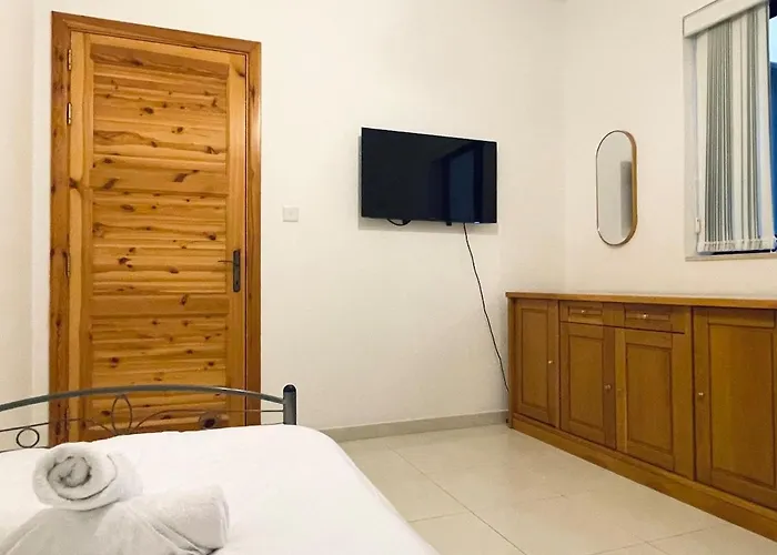 Apartman Modern Mediterranean 3 Bed, 2 Bath In St Pauls Bay - 5 Min Walk To Promenade, Beaches Nearby *