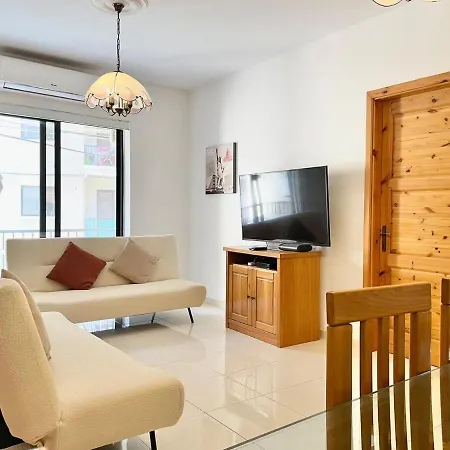 Apartment Modern Mediterranean 3 Bed, 2 Bath In St Pauls Bay - 5 Min Walk To Promenade, Beaches Nearby *