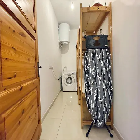 Modern Mediterranean 3 Bed, 2 Bath In St Pauls Bay - 5 Min Walk To Promenade, Beaches Nearby Appartement St. Paul's Bay